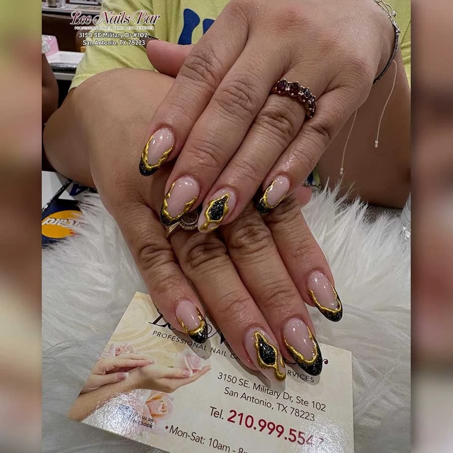 LEE NAILS BAR 